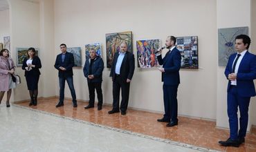 Молдавские художники выставили свои работы в Комрате.