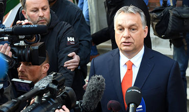 Премьер Венгрии прокомментировал возможное введение санкций Евросоюза.
