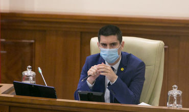 Депутат ПДС Михай Попшой.