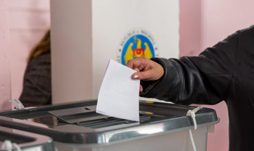 Роль и задача Комиссии состоит в разработке и принятии решения относительно 51 одномандатного округа.