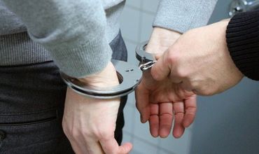 По процедуре, решение о дальнейшей судьбе задержанного будет принимать прокуратура.
