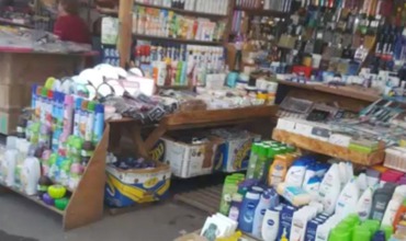 Сотрудники полиции Кишинева конфисковали поддельной косметики и бытовой химии на сумму в 14 000 леев.