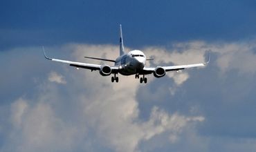 Boeing экстренно вернулся в московский аэропорт из-за пожара.