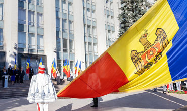 Республика Молдова отмечает День государственного флага.