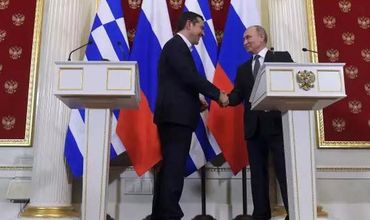 Ципрас попросил у Путина галстук.