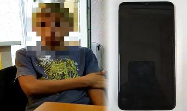 Подросток из Кагула, угрожая ножом, отнял у ребенка телефон.