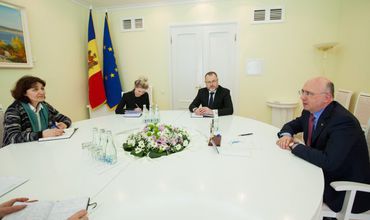 ЕС продолжит поддерживать укрепление отношение правительства и общества