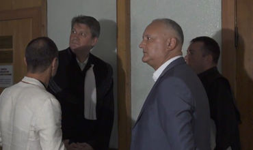 Штрафы, наложенные судом на адвокатов Додона, были аннулированы.