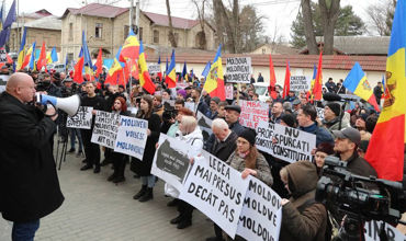БКС проводит протест &#34;в защиту молдавского языка&#34;.