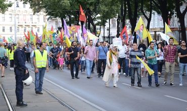 В Вене состоялся митинг в поддержку запрещенной в Турции Рабочей партии Курдистана (РПК).