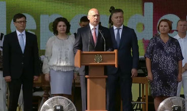 Речь Филипа длилась около десяти минут и большая ее часть была посвящена «необратимому европейскому будущему Молдовы». 