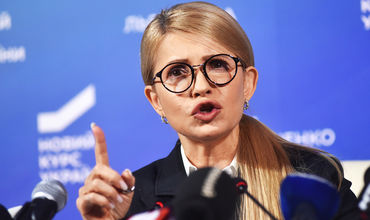 "Фабрика манипуляций": Тимошенко обвинила Порошенко в узурпации СМИ.