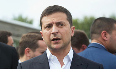 Зеленский пошутил про диктатуру на Украине.