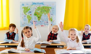 Специалисты говорят, что необходимо сместить акцент на знания, а не на получение отметок.