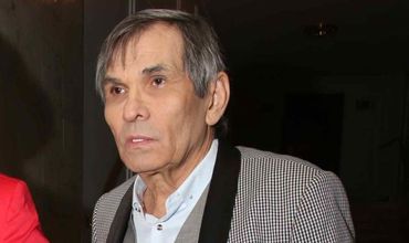 Алибасов предоставил доказательства отравления.