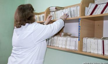 Семейный врач может быть изменен в другой период года только в случае, если лицо меняет место жительства.