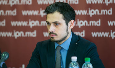 Политолог Дионис Ченуша.
