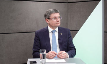 Председатель парламента Игорь Гросу. 