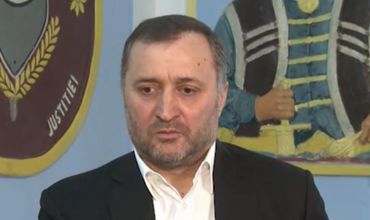 Бывший премьер-министр Влад Филат.