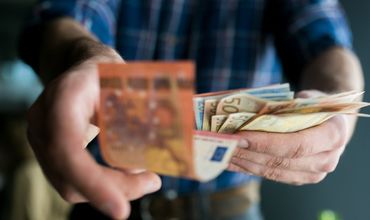 Адвокат обещал оказать влияние на судей и оказался в изоляторе НЦБК.