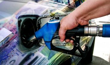 АЗС Республики Молдова сегодня выставили новые цены на бензин и дизельное топливо. 