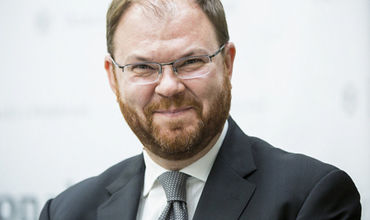 В 2018 году Серджиу Чокля получил общий доход в размере 2,29 мл леев из зарплаты главы НБМ.