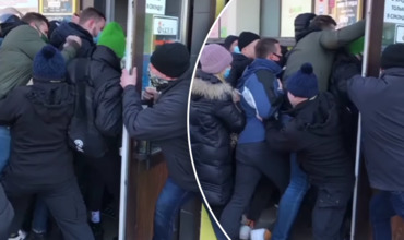 В Киеве штурмовали секонд-хенд из-за поступления нового товара.
