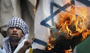Франция переживает всплеск антисемитских преступлений.
