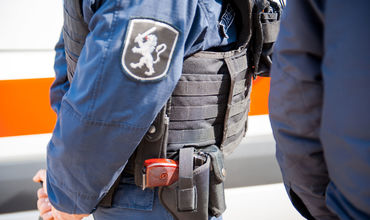 Полиция задержала четверых подозреваемых в убийстве в Ниспоренах.