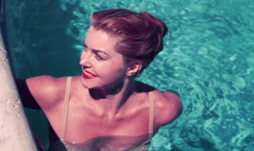  Esther Williams, supranumită cândva "Sirena de la Hollywood", a încetat din viaţă la vârsta de 91 de ani. 