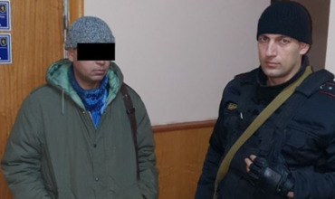В Бельцах карабинер задержал орудовавшего в транспорте карманника.