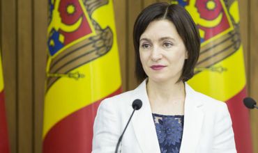 Президент Молдовы Майя Санду отправилась с официальным визитом в Польшу.