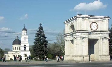 Количество жителей растет только в столице Молдовы и в Гагаузии.