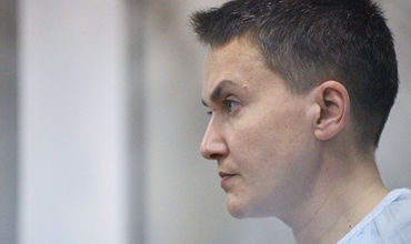 Савченко планирует выезжать к избирателями в автозаке, сообщила ее сестра.