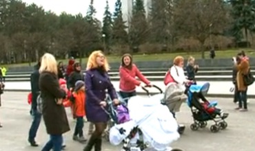 В ходе митинга было озвучено главное требование - полная отмена нововведений в правилах соцобеспечения. Фото: jurnal.md