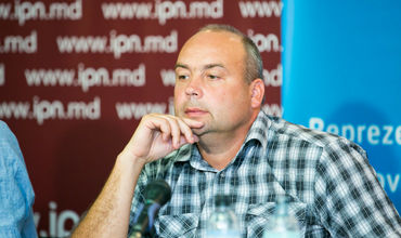 Политический комментатор Корнелиу Чуря.