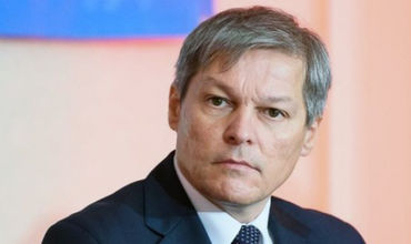 Бывший премьер-министр Румынии и Европейский комиссар Дачиан Чолош.