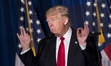 Большая часть потерь будет связана с тем, что планы Трампа будут дольше держать рост экономики подавленным.