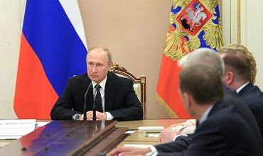 Путин упростил получение гражданства для жителей двух областей Украины.