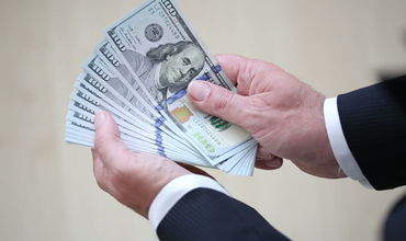 Российская нефтяная промышленность работает над уменьшением рисков новых санкций.