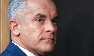 Выдан ордер на арест Влада Плахотнюка. Фото: rbc.ru
