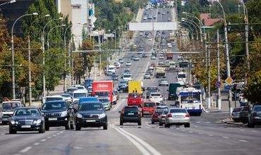 По данным госпредприятия Registru, в Молдове зарегистрированы более 880 тысяч машин.