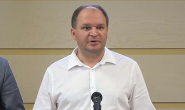 Вице-спикер парламента, социалист Ион Чебан.