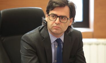 Министр иностранных дел Николае Попеску.