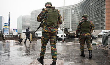 Британские власти выступят против любых планов по созданию общеевропейской армии или единого руководства вооруженными силами.