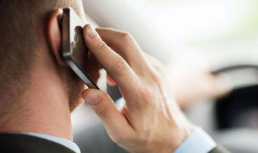 În nouă luni ale anului curent, volumul total de vânzări a serviciilor de telefonie mobilă a scăzut. Foto: agora.md