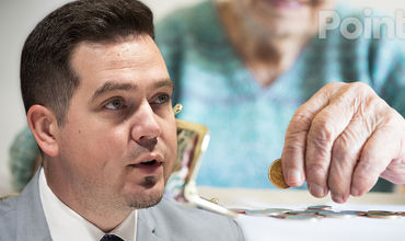 Ульяновский: Женщину 82 лет оштрафовали на 27 500 леев за продажу голоса.
