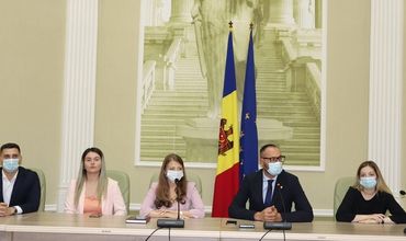 Сергей Литвиненко представил свою министерскую команду.