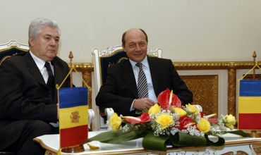 Воронин утверждает, что отказался от предложения Бэсеску, потому что у него есть своя страна и "ему хватает работы в Молдове". Фото: elldor.info.