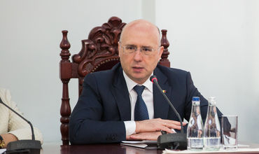 Филип: Когда партия в кризисе, мало желающих играть в ней ключевую роль.